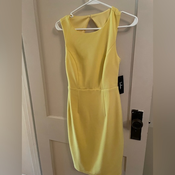 Lulus Dresses & Skirts - Lulu’s canary yellow open-back dress. Size small